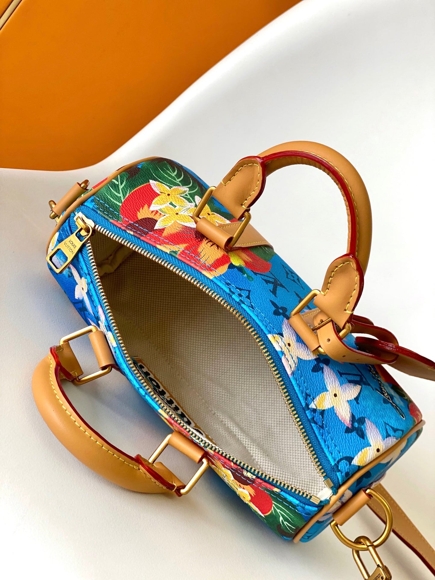 Louis Vuitton Keepall Bandoulière 25
