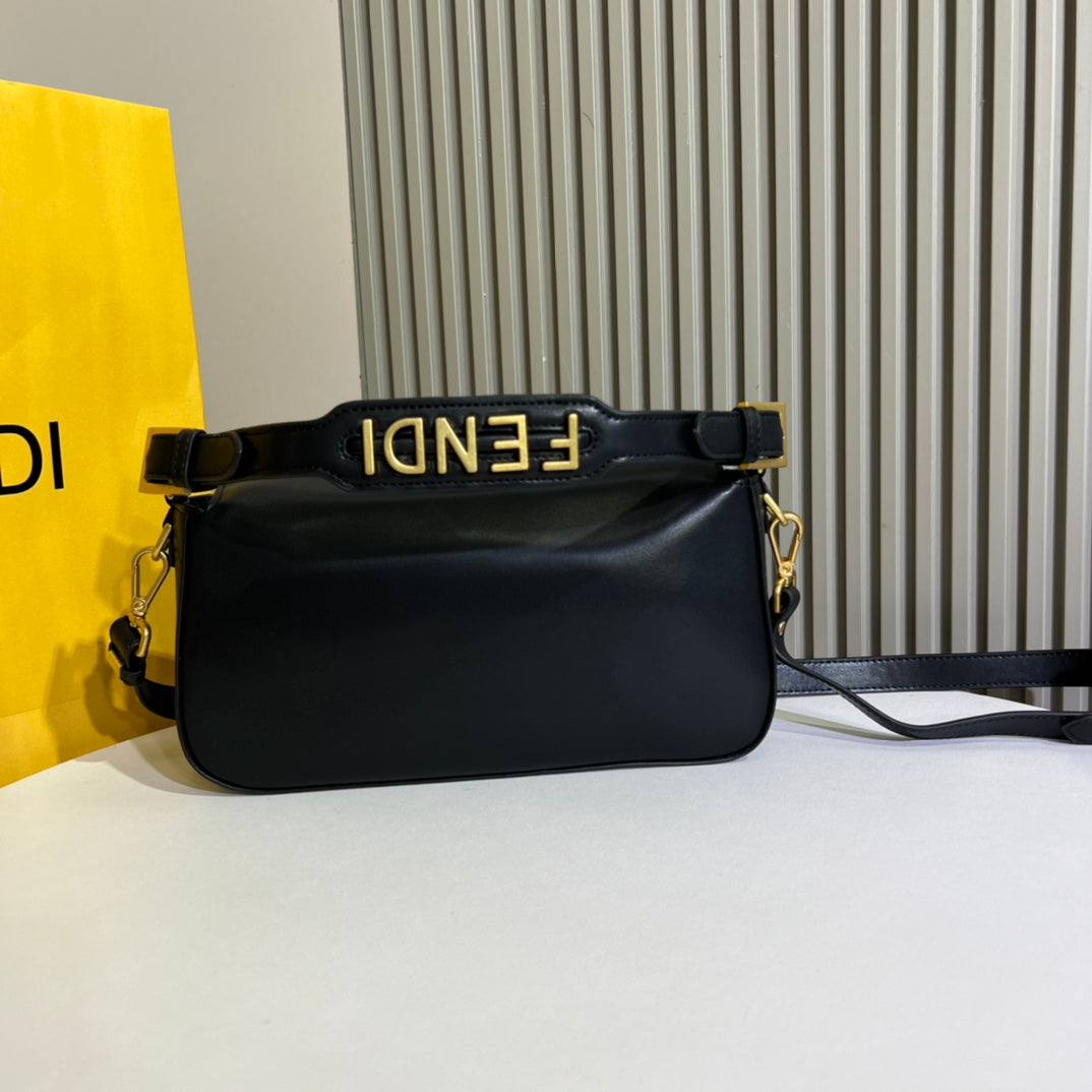 Fendi Baguette Top handle Leather Shoulder bag