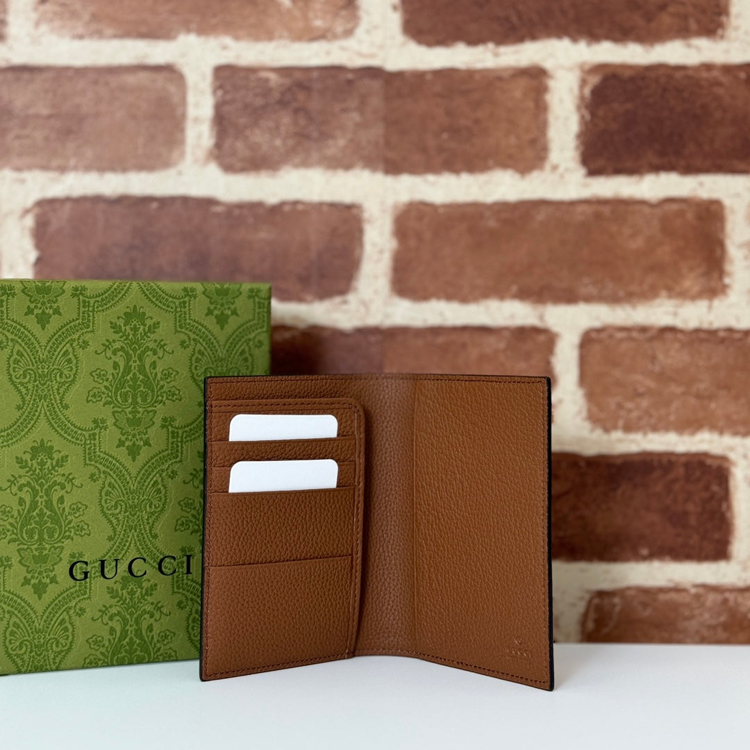 Gucci Passport Case Shadow