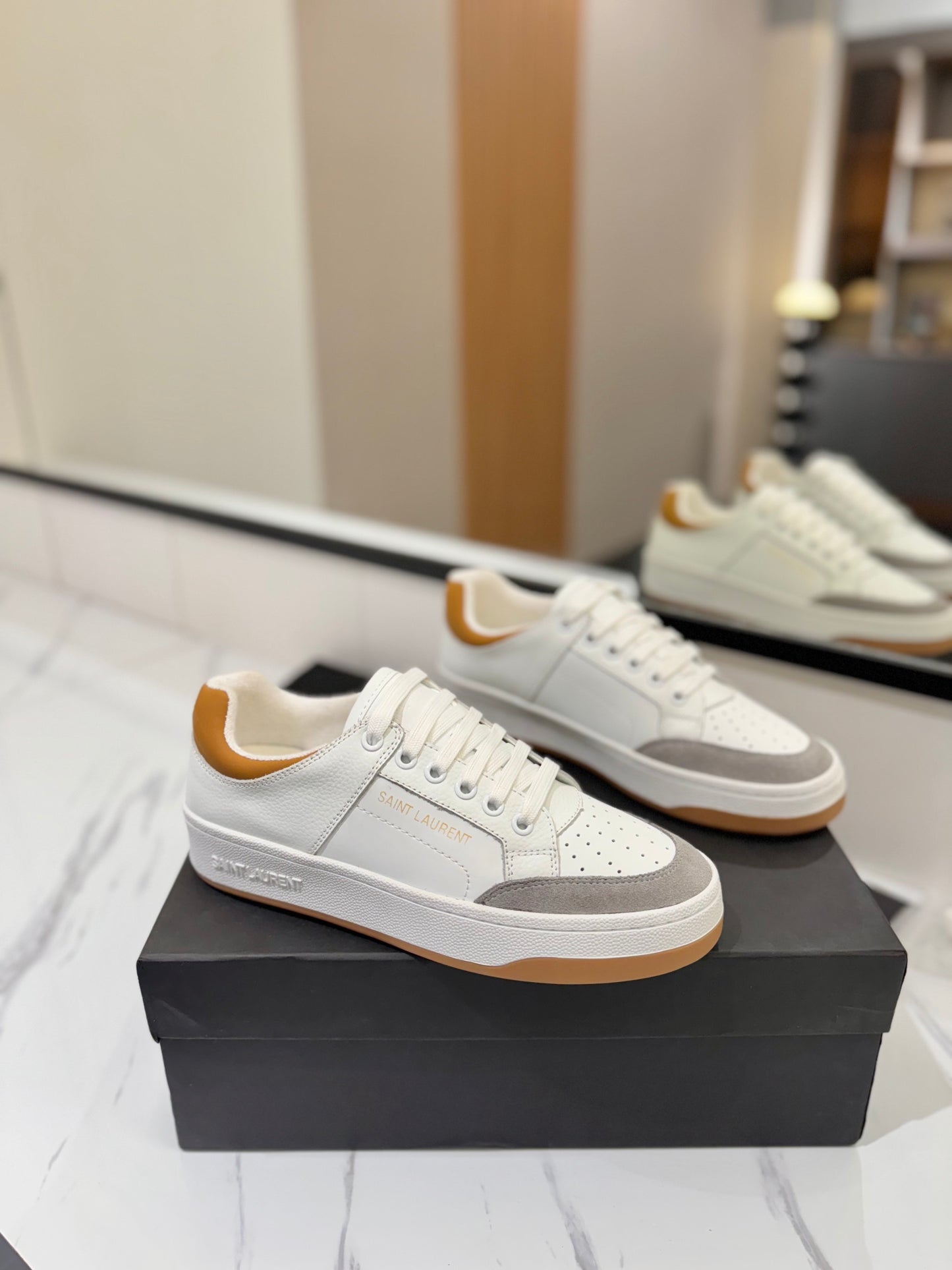 Saint Laurent Sneakers