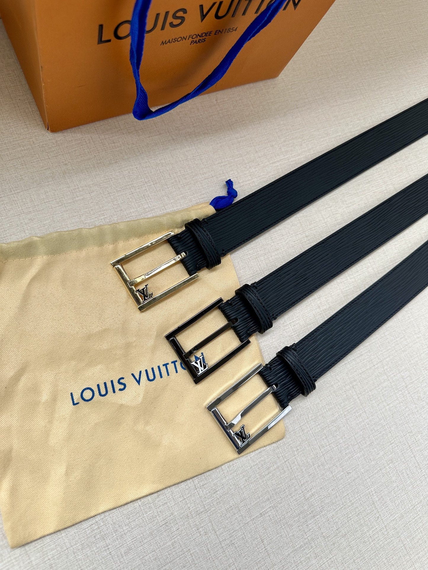 Louis Vuitton Skyline belt
