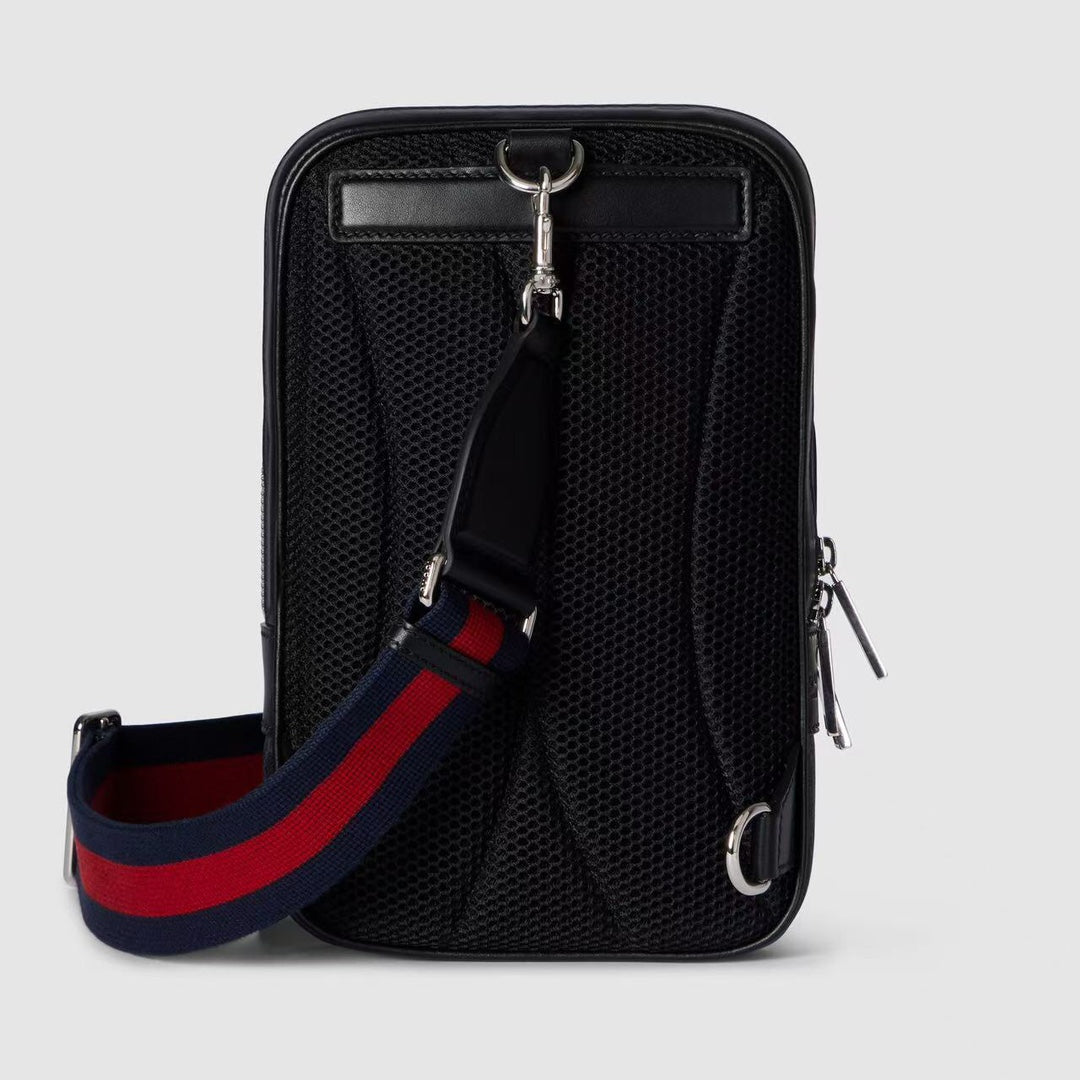 Gucci Small GG crossbody bag