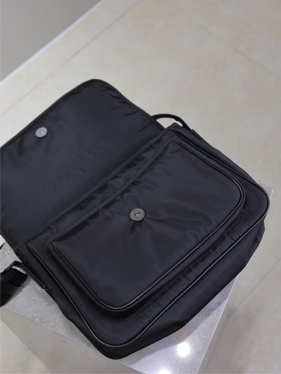 YSL Niki 28 cm Nylon