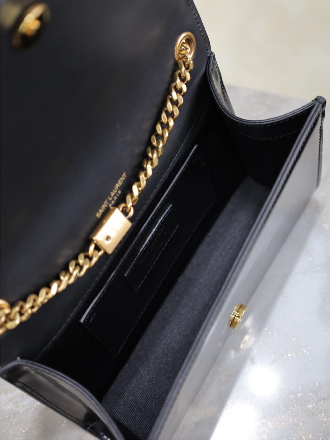 YSL Kate 20 cm leather