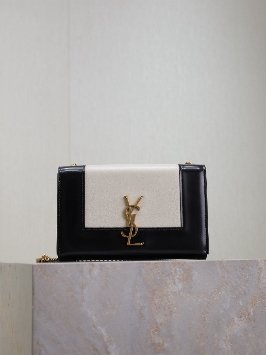 YSL Kate 20 cm leather