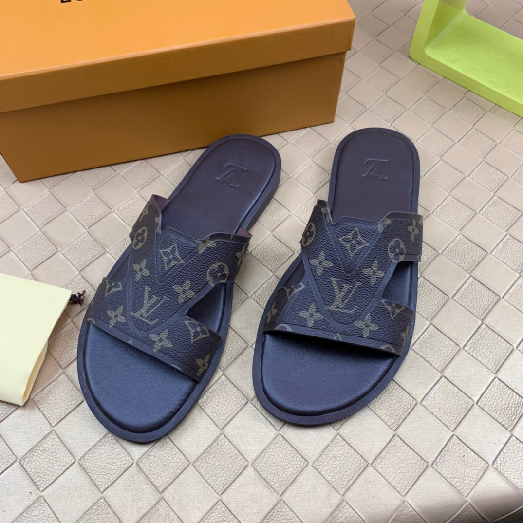 Louis Vuitton Men Slides