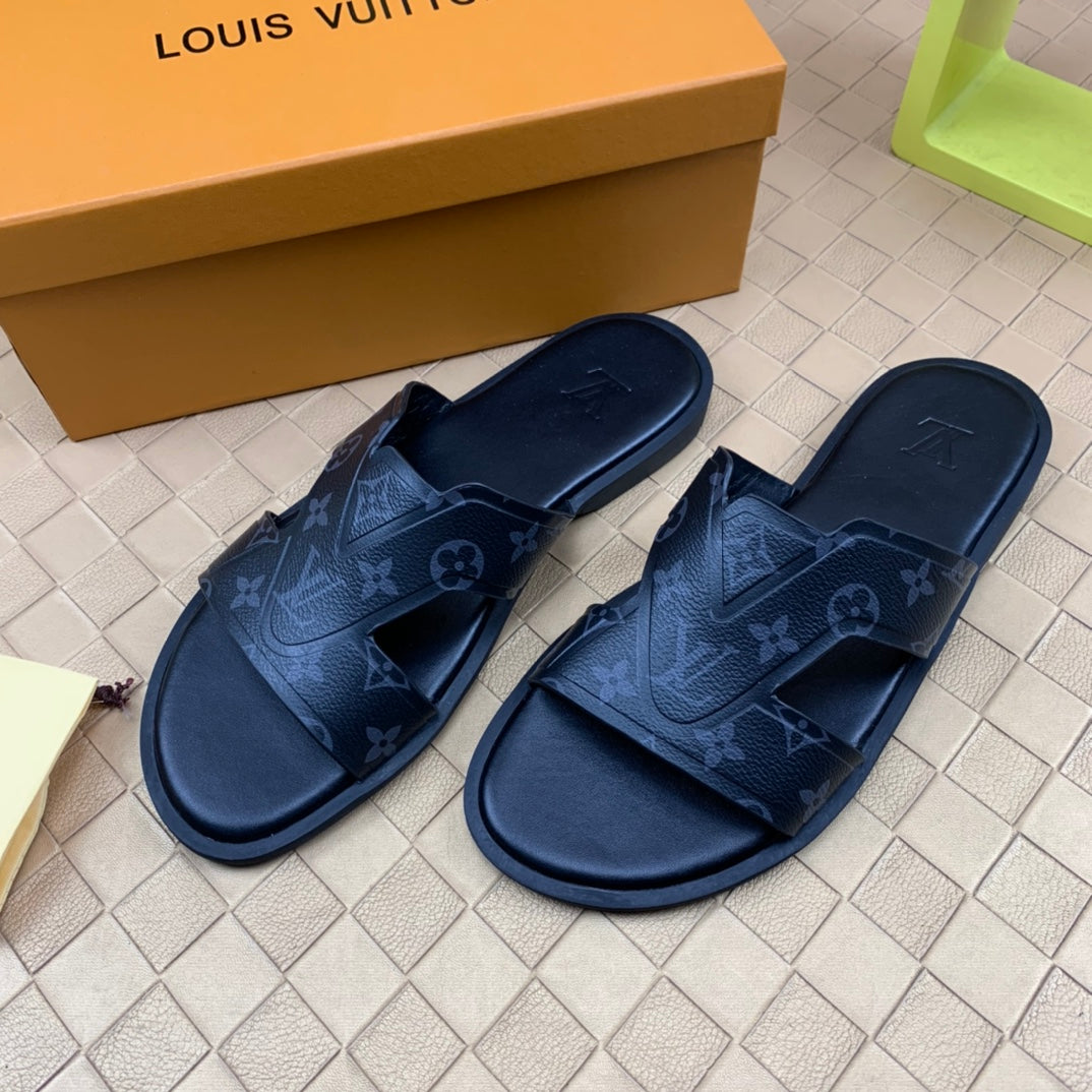Louis Vuitton Men Slides