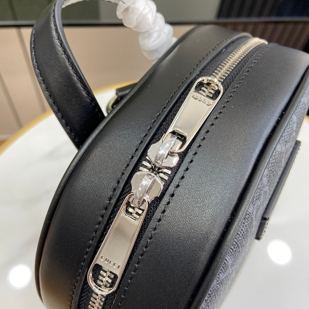 Gucci GG crossbody bag