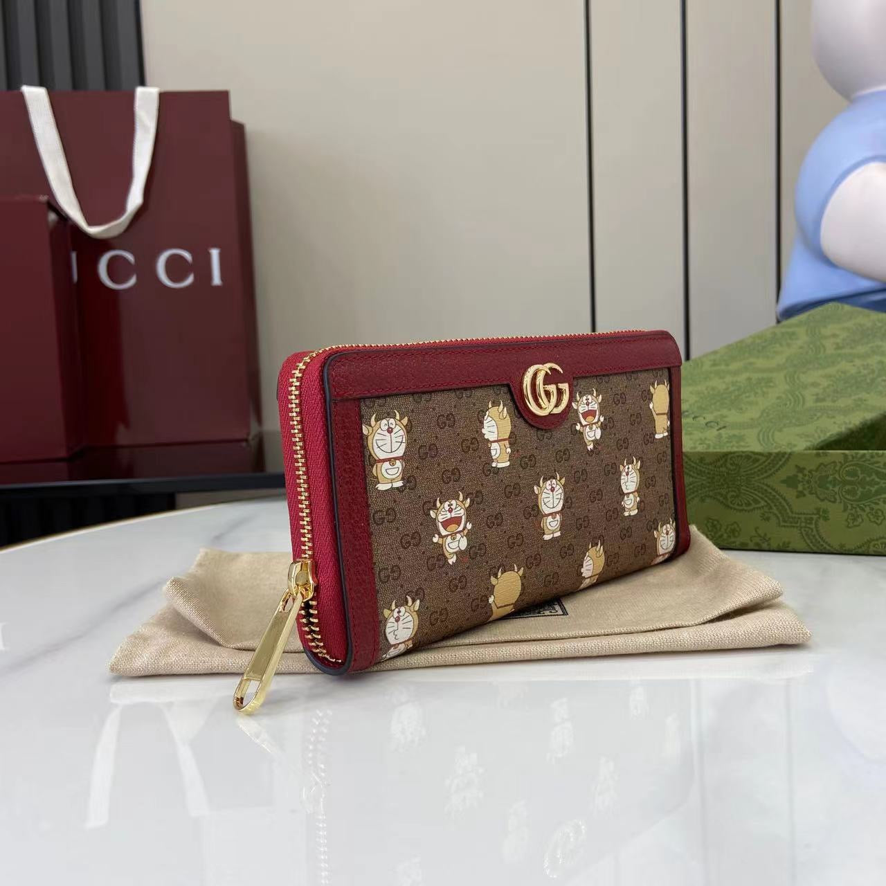 Gucci x Doraemon Zip around wallet