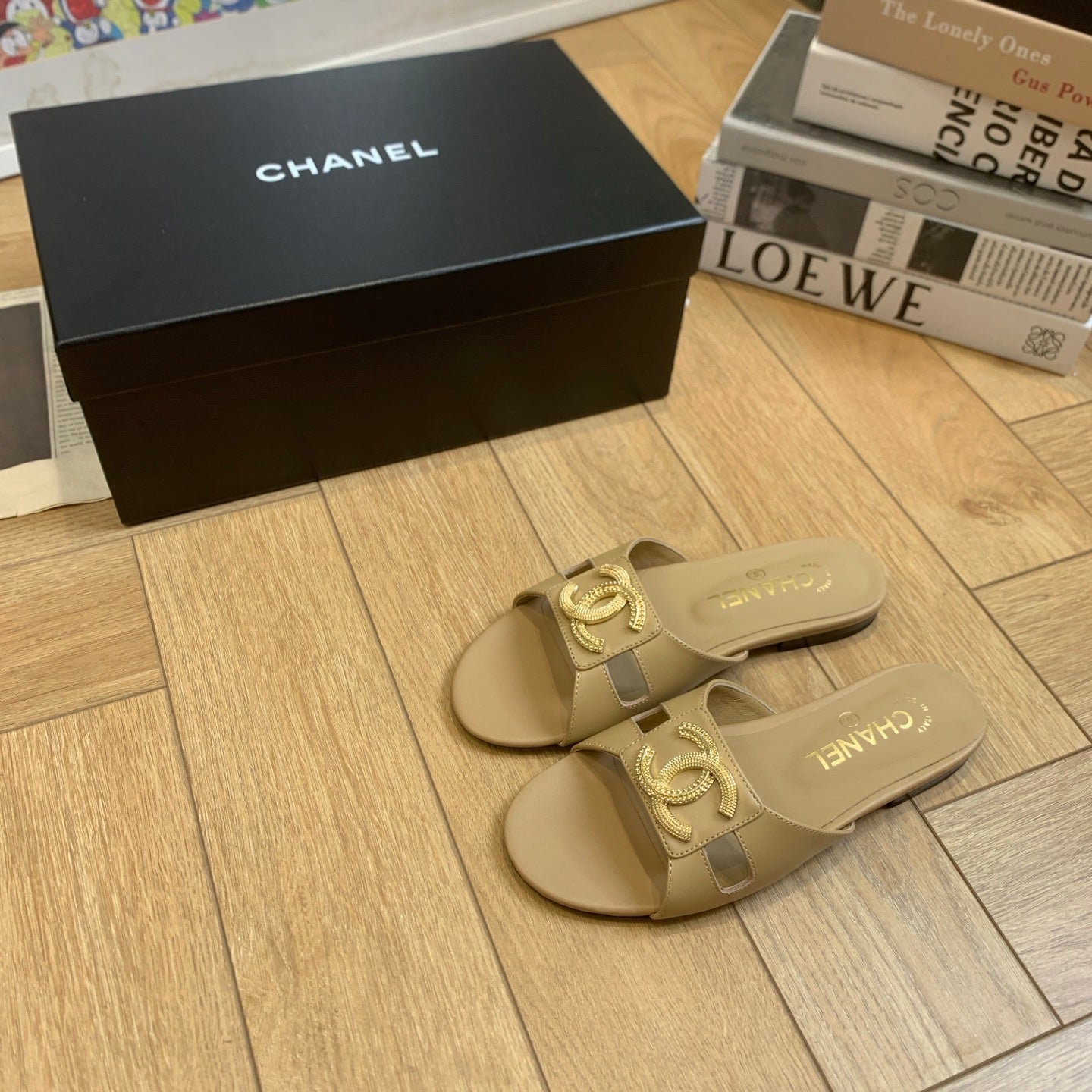 Chanel Slides