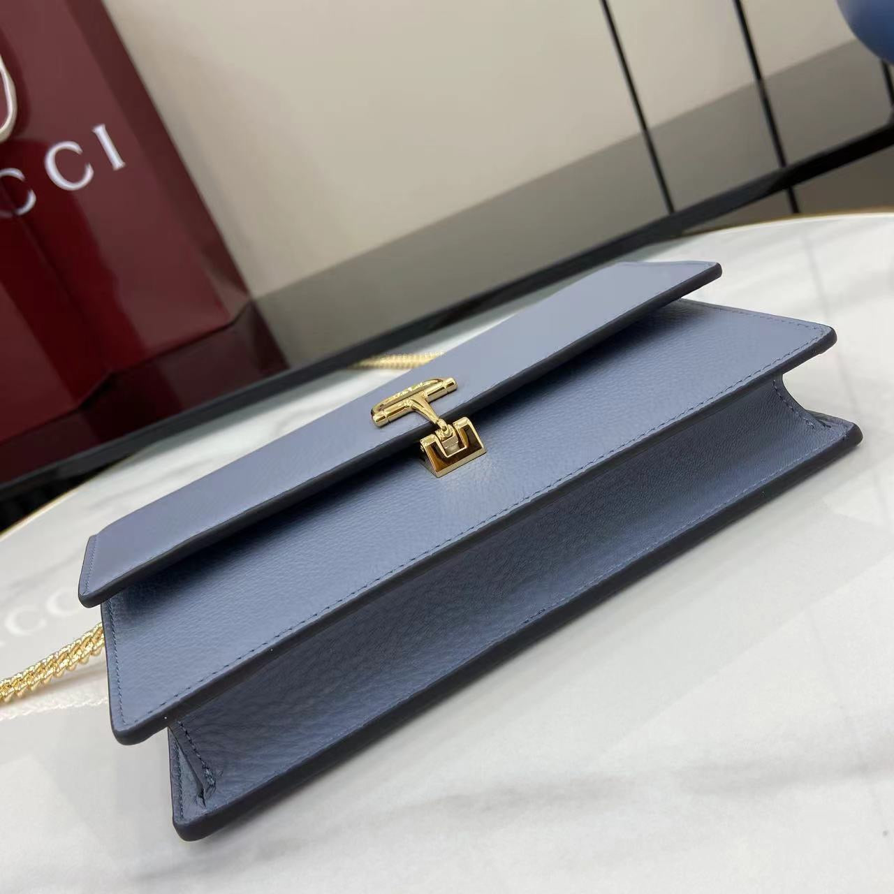 Gucci Softbit continental Chain wallet