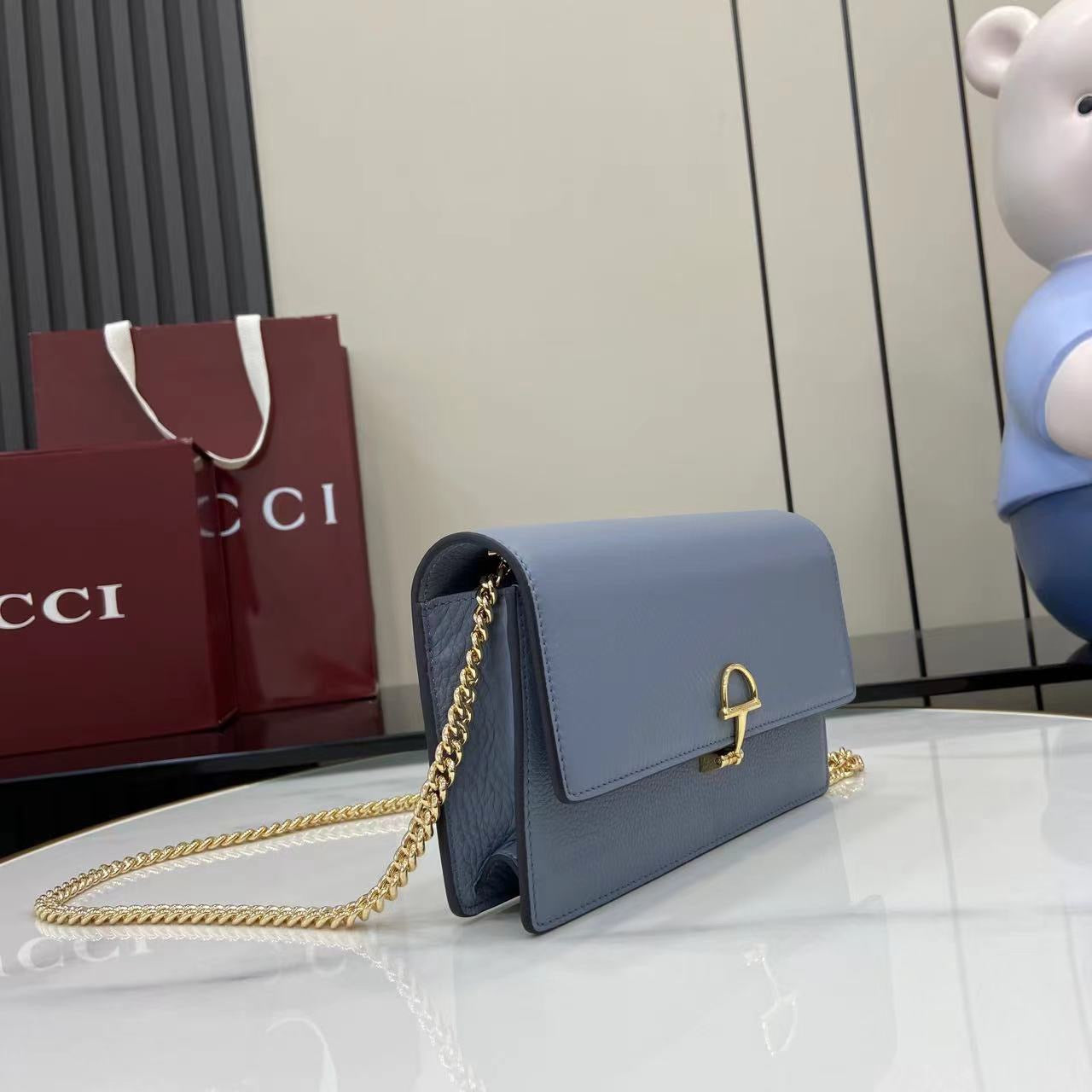Gucci Softbit continental Chain wallet