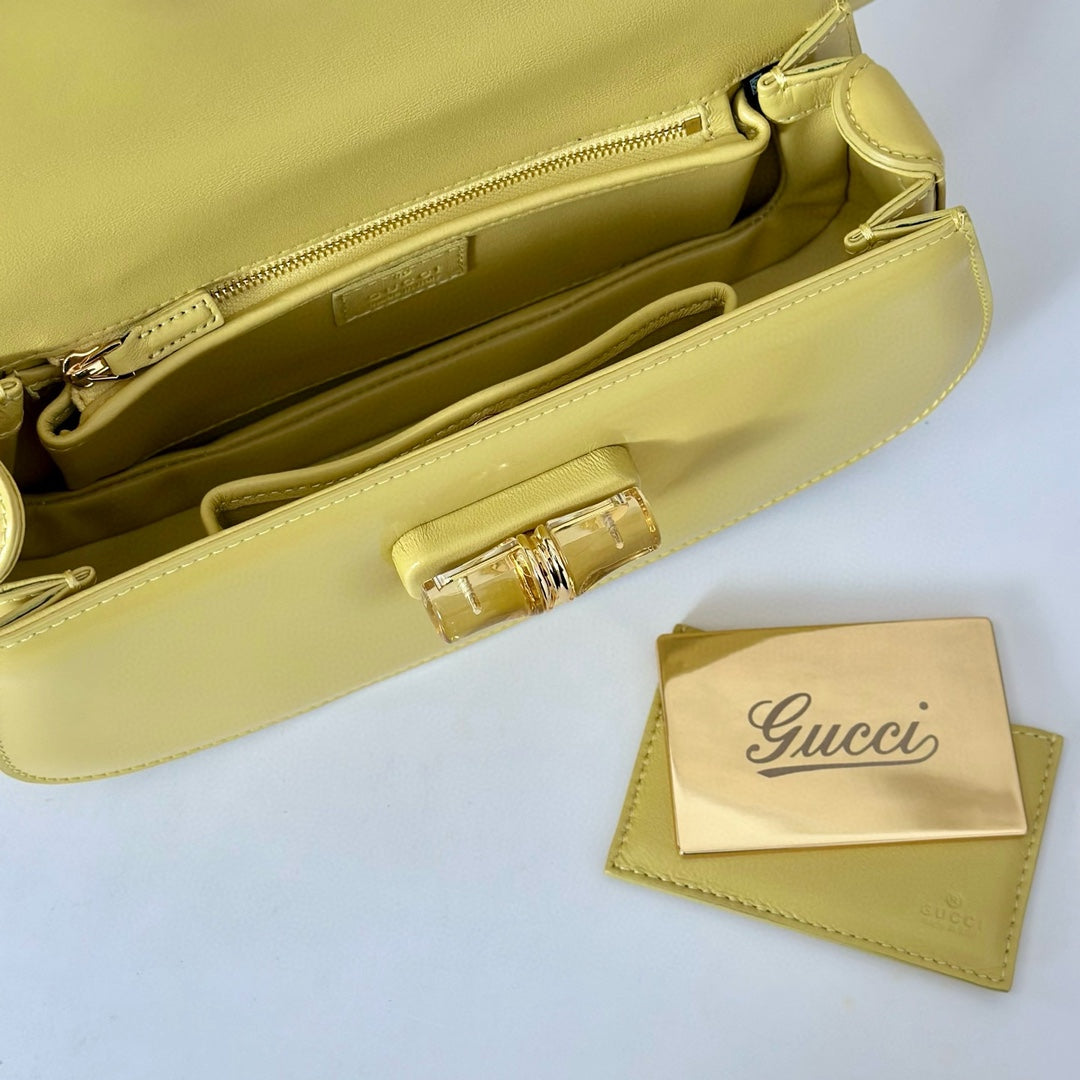 Gucci Bamboo Diva Medium Bag