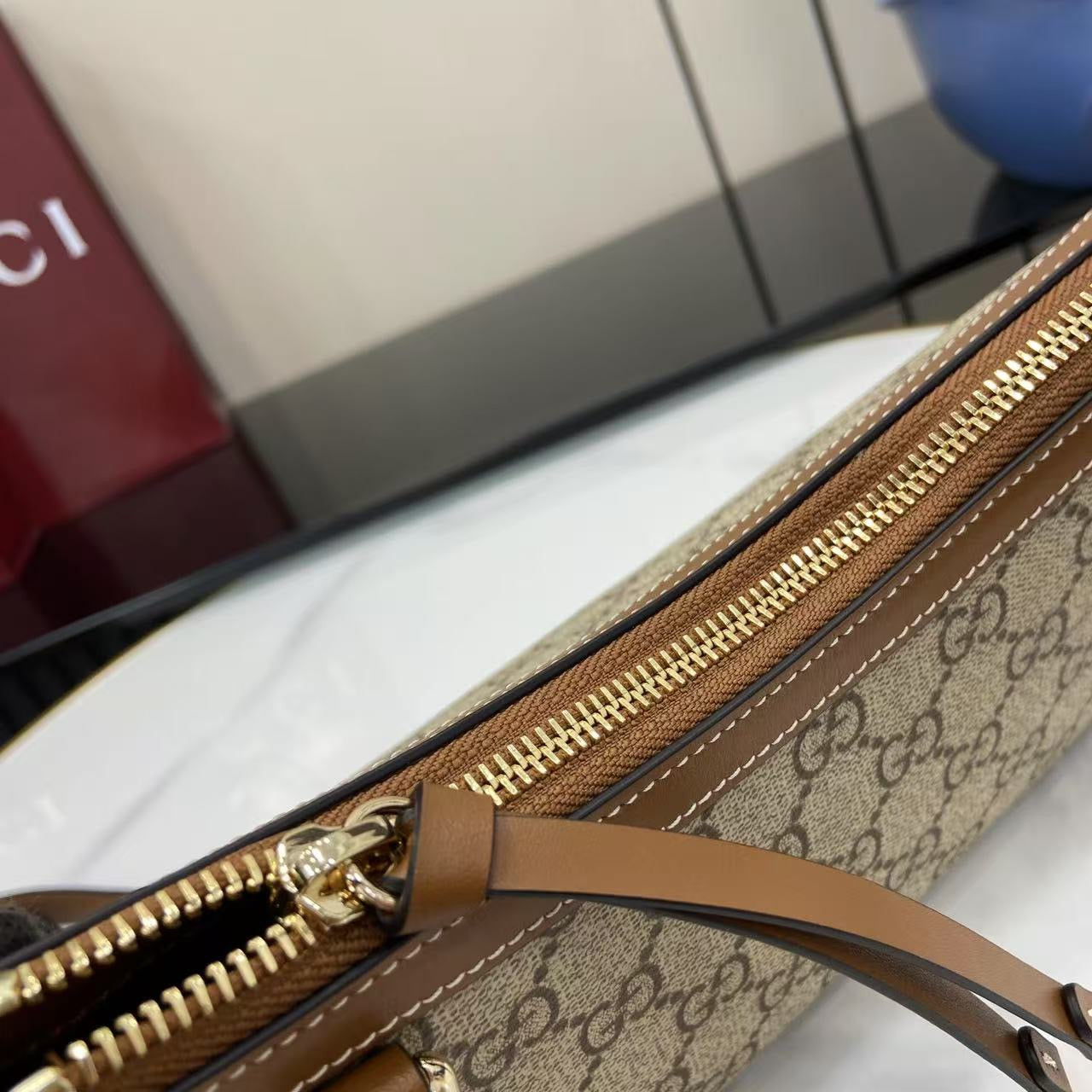 Gucci Emblem Small canvas bag