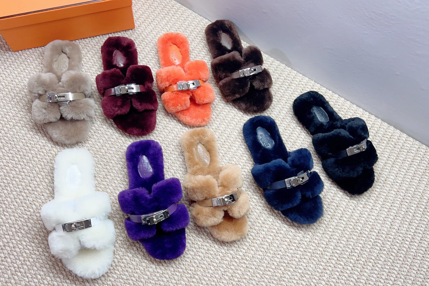 Hermes Fluffy Slippers