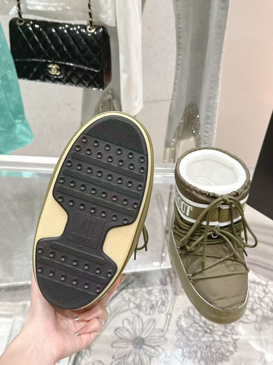 Moon Boot