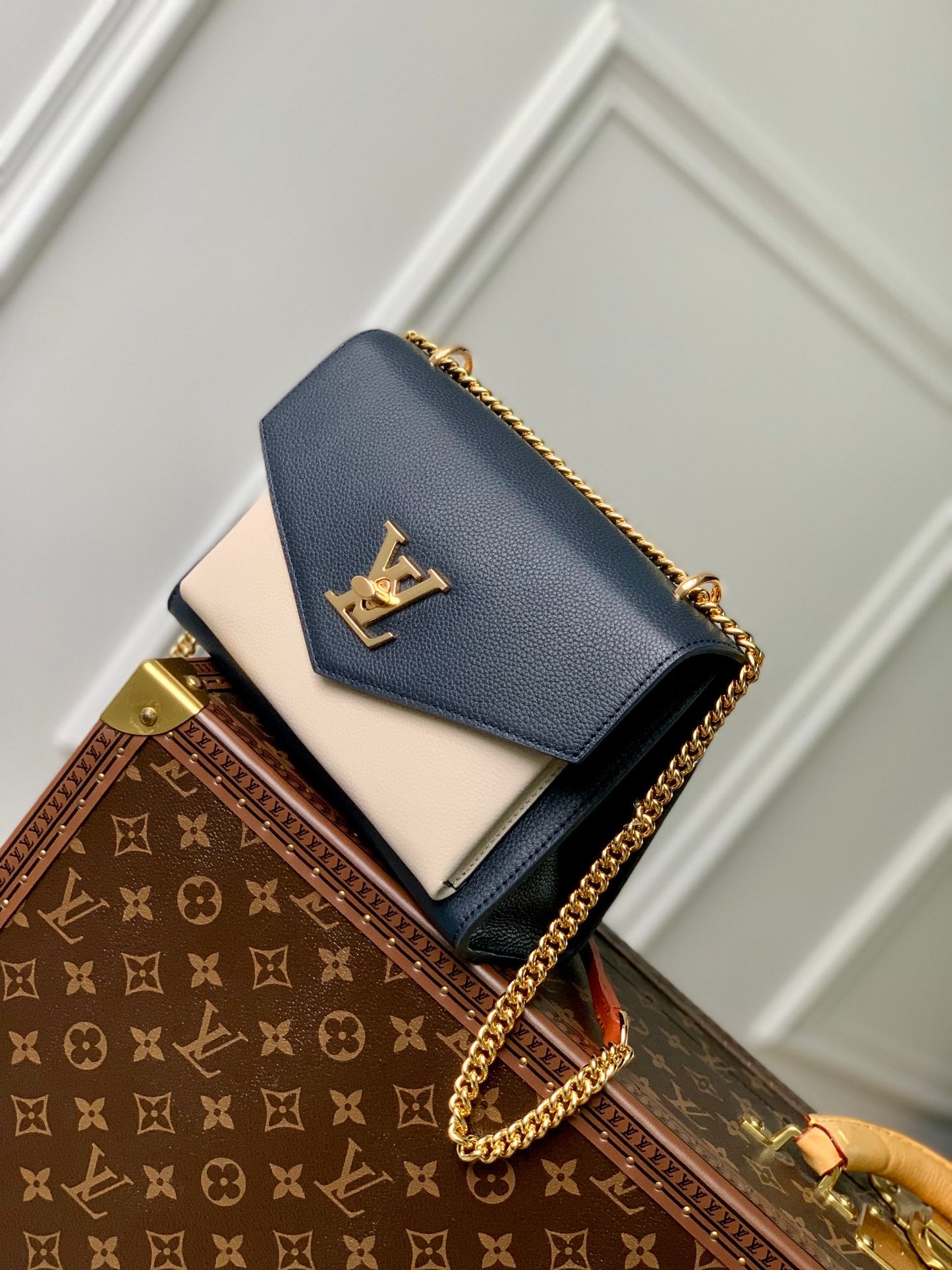 Louis Vuitton MyLockMe Chain Bag