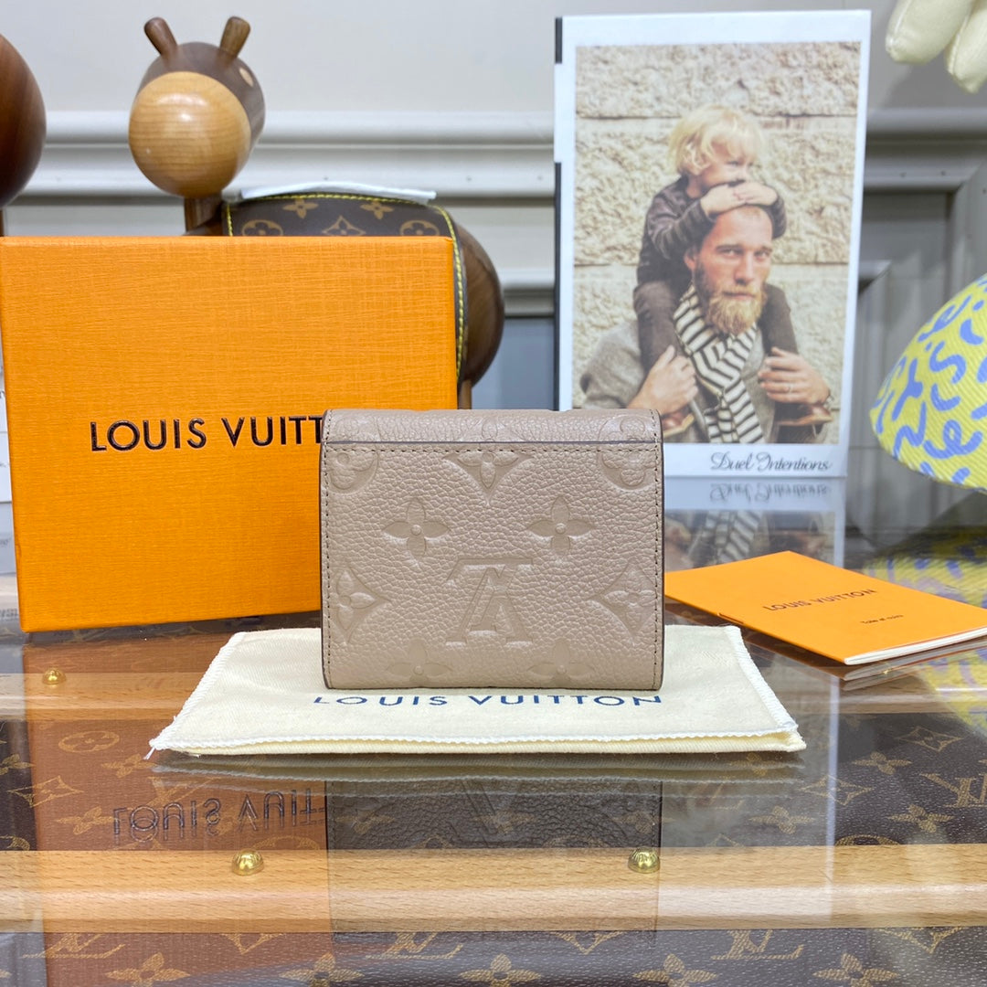 Louis Vuitton Zoé Wallet