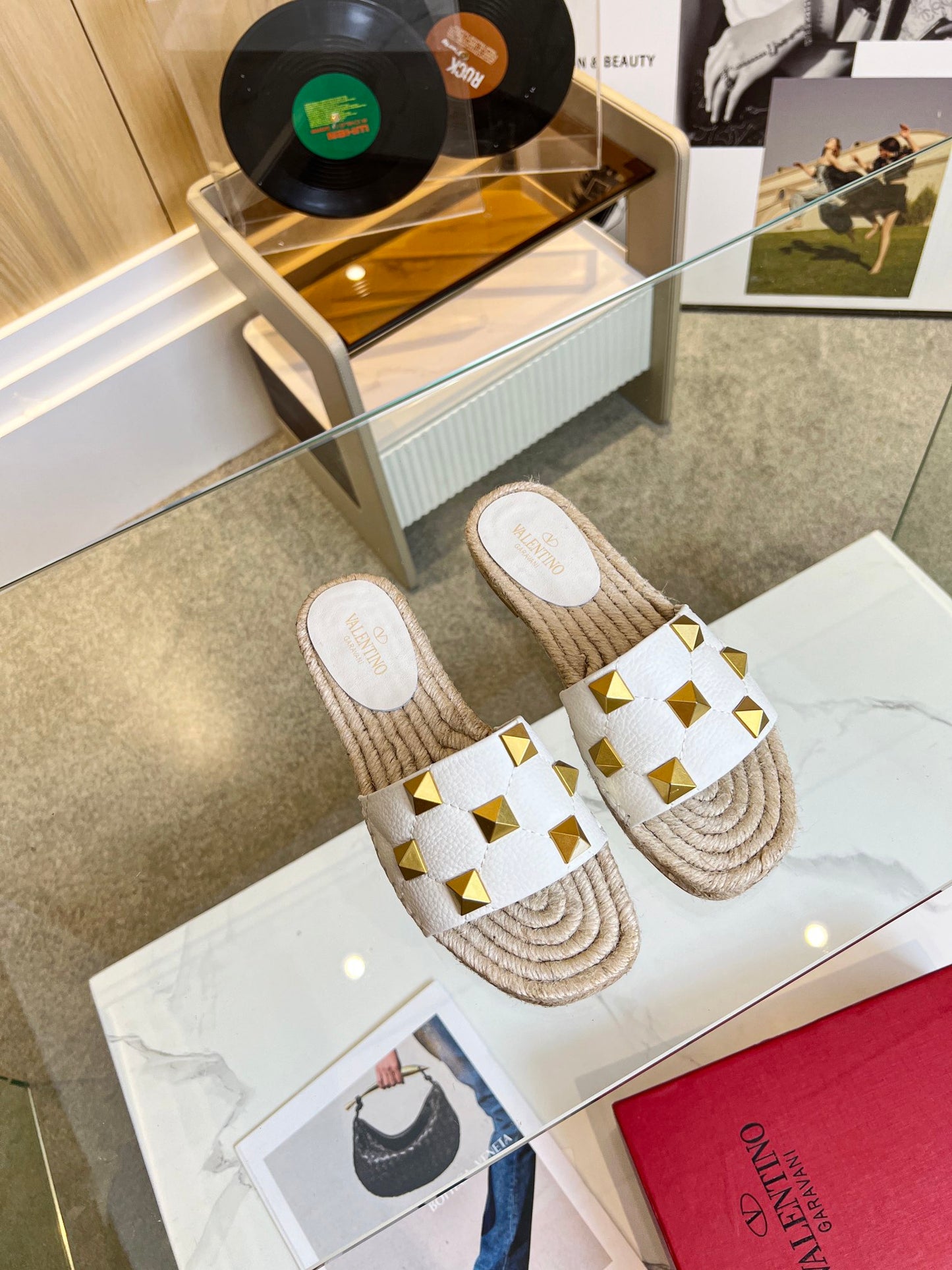 Valentino Slides