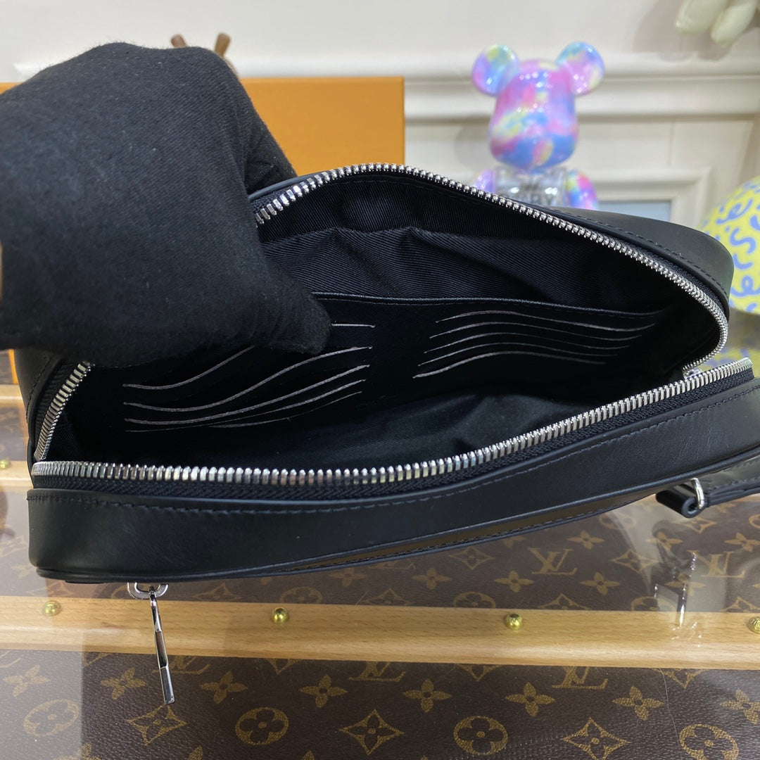 Louis Vuitton Kasai Clutch