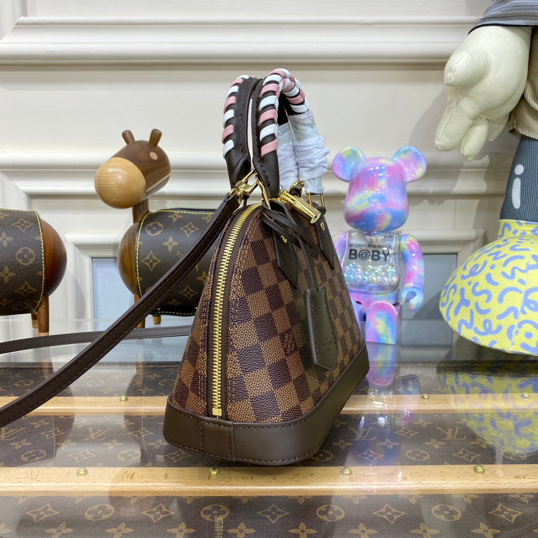 Louis Vuitton Alma BB