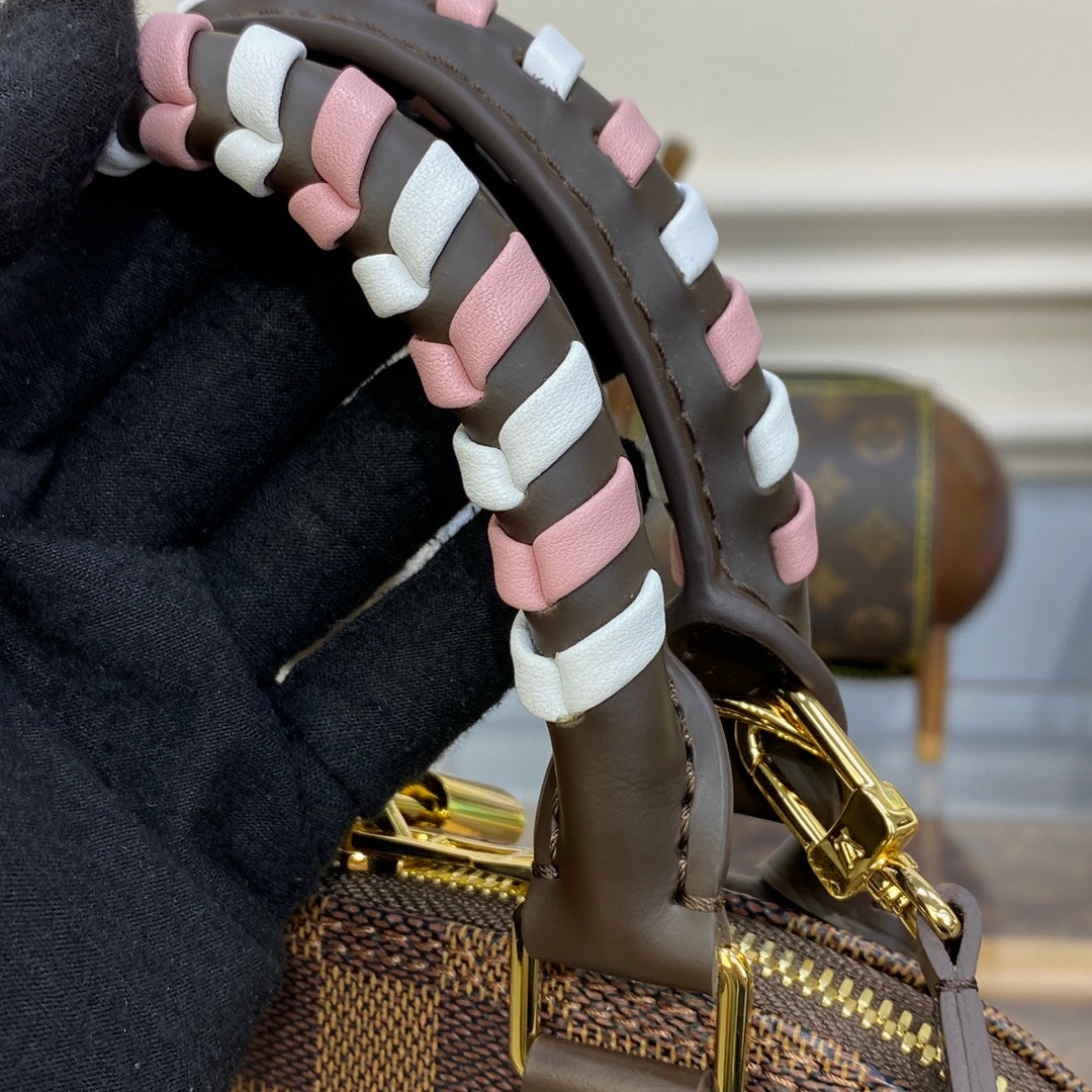 Louis Vuitton Alma BB
