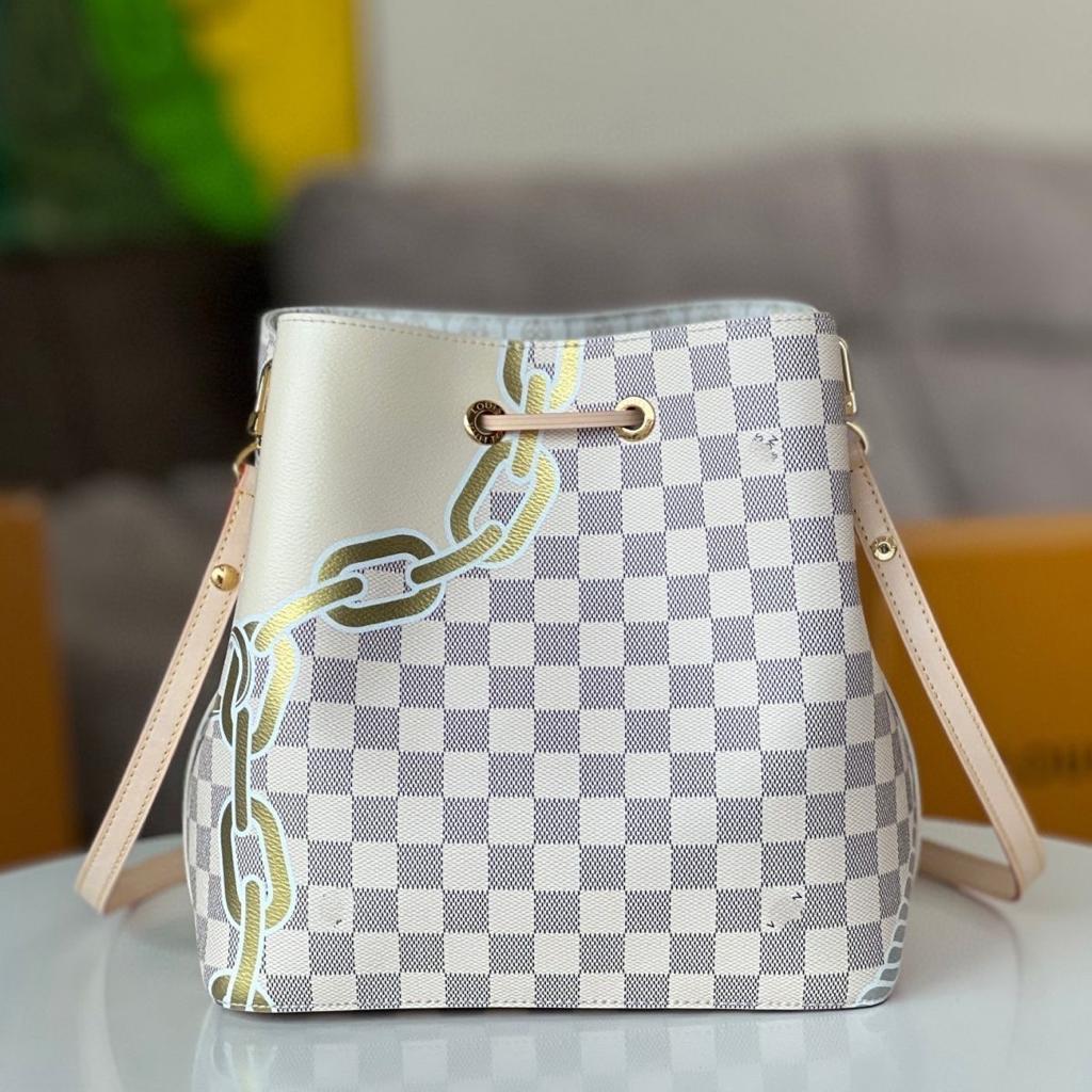 Louis Vuitton Néonoé MM