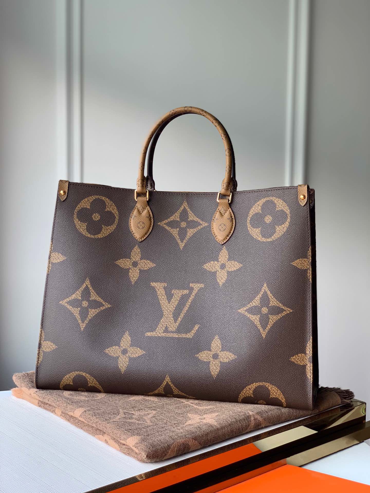 Louis Vuitton Onthego Monogram PM, MM, GM