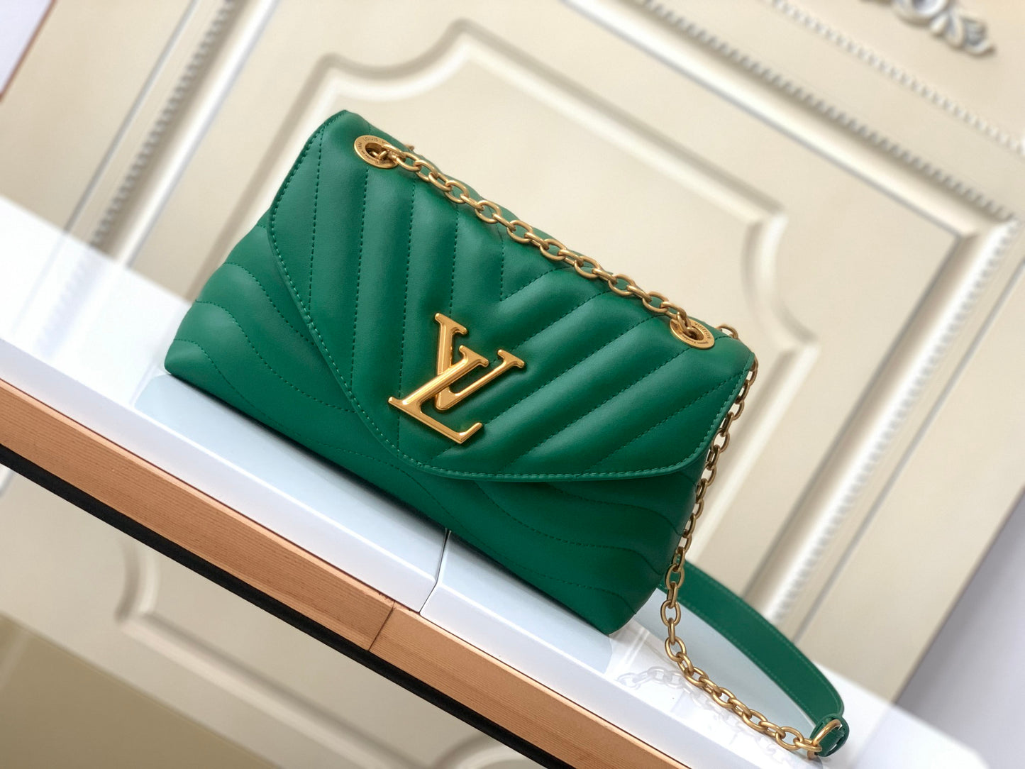 Louis Vuitton New Wave Chain Bag