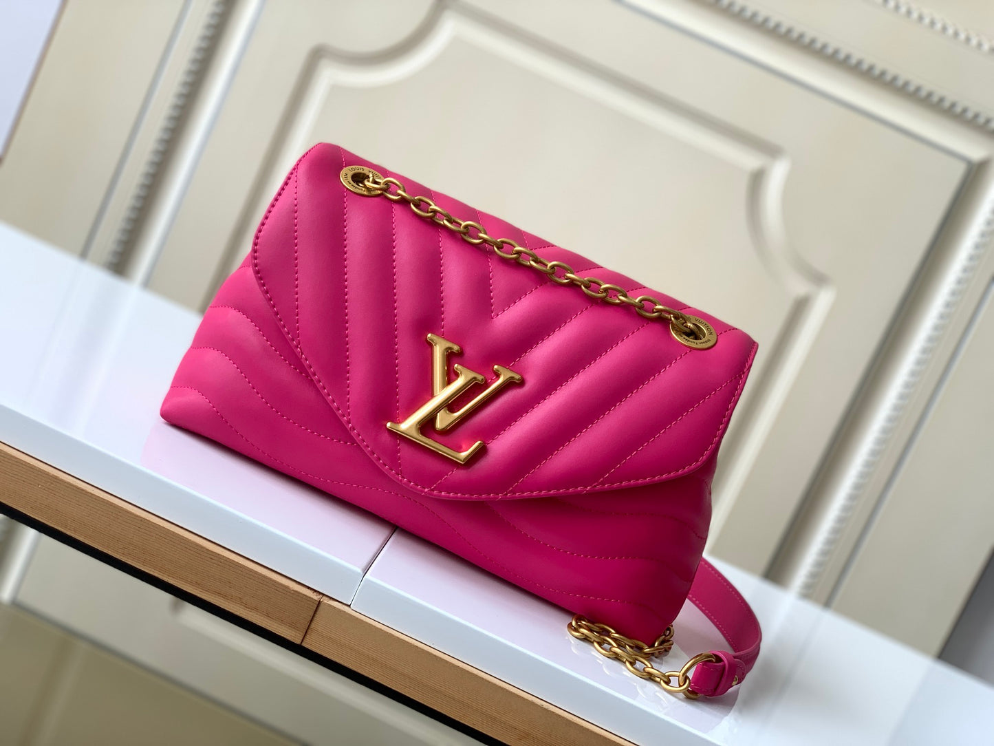 Louis Vuitton New Wave Chain Bag