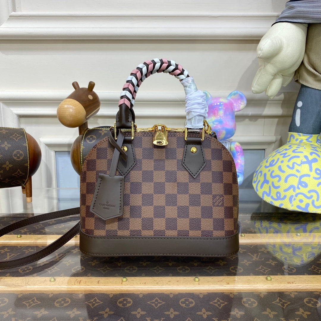Louis Vuitton Alma BB