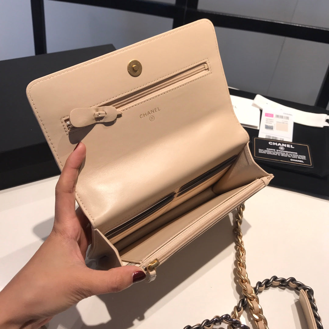 Chanel 19 WOC Bag