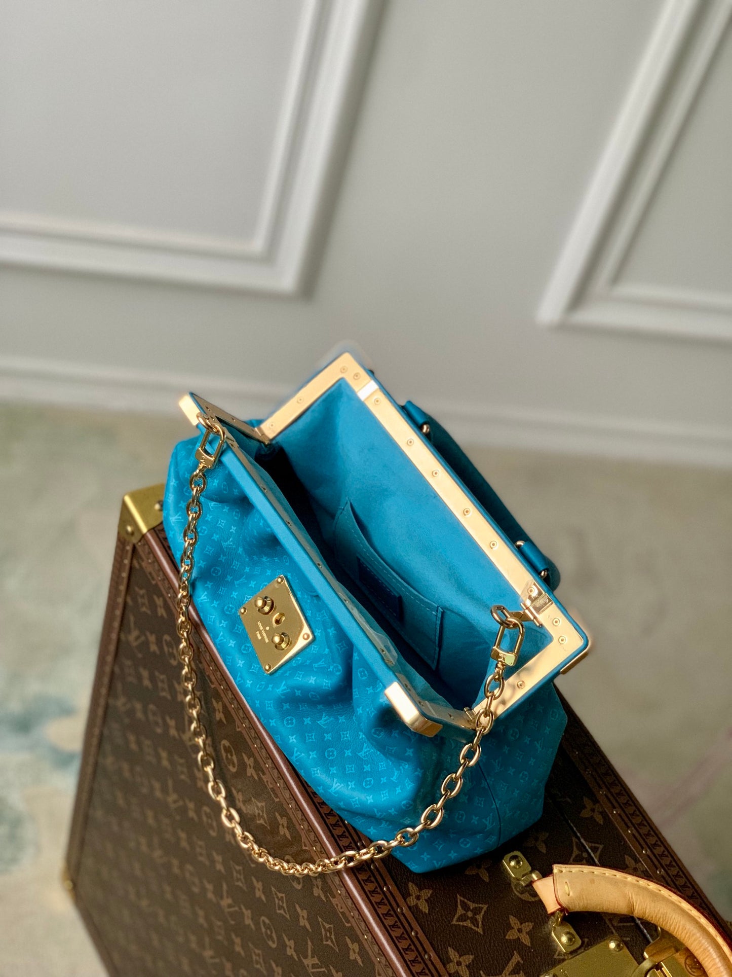 Louis Vuitton Monogram Clutch