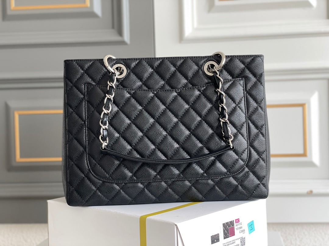 Chanel Tote Bag