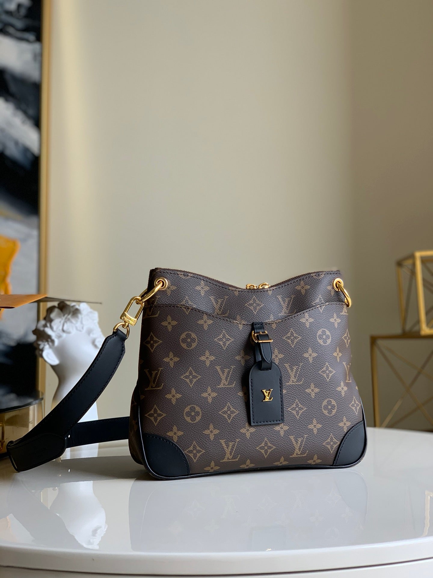Louis Vuitton Odéon