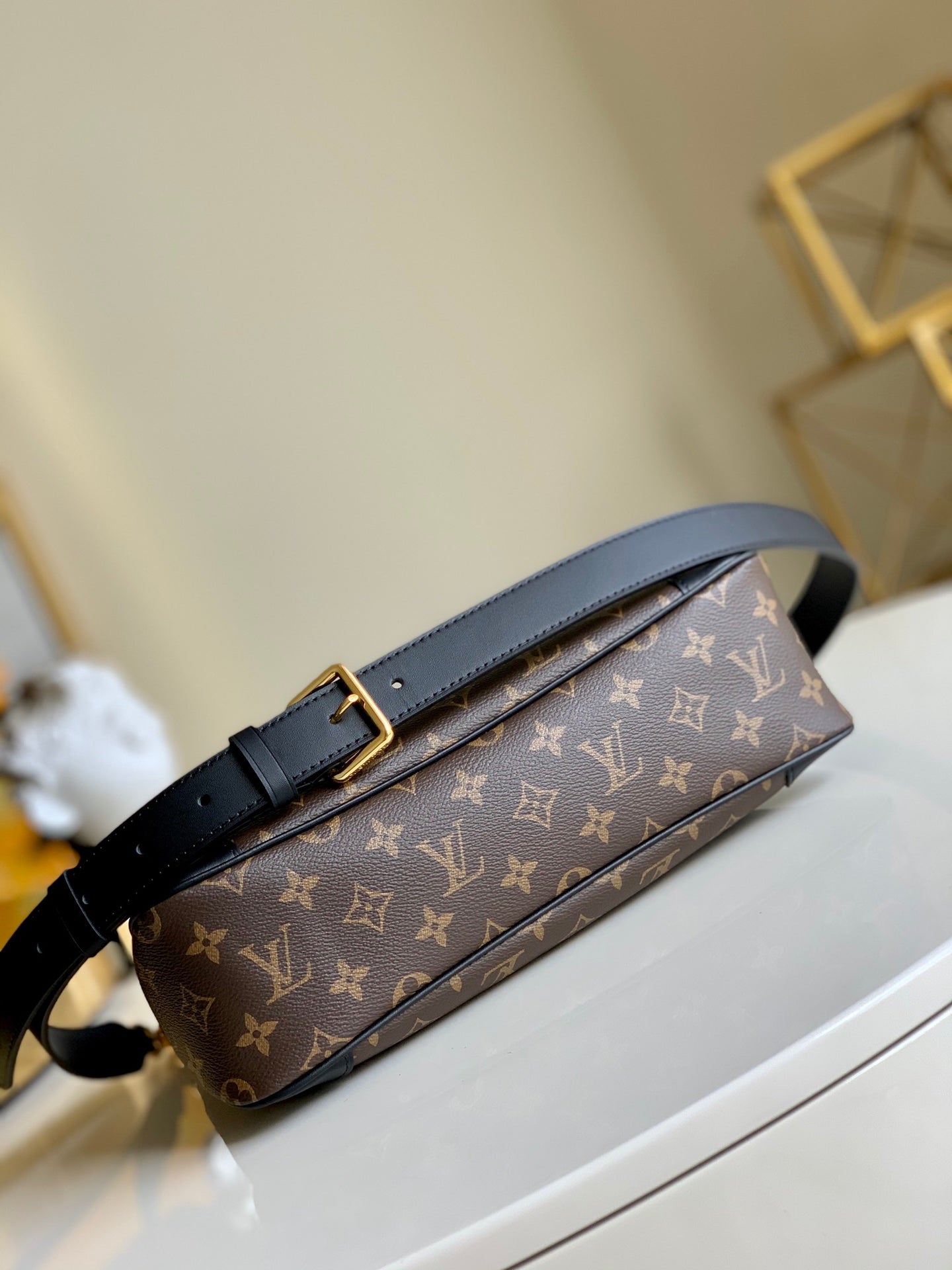 Louis Vuitton Odéon