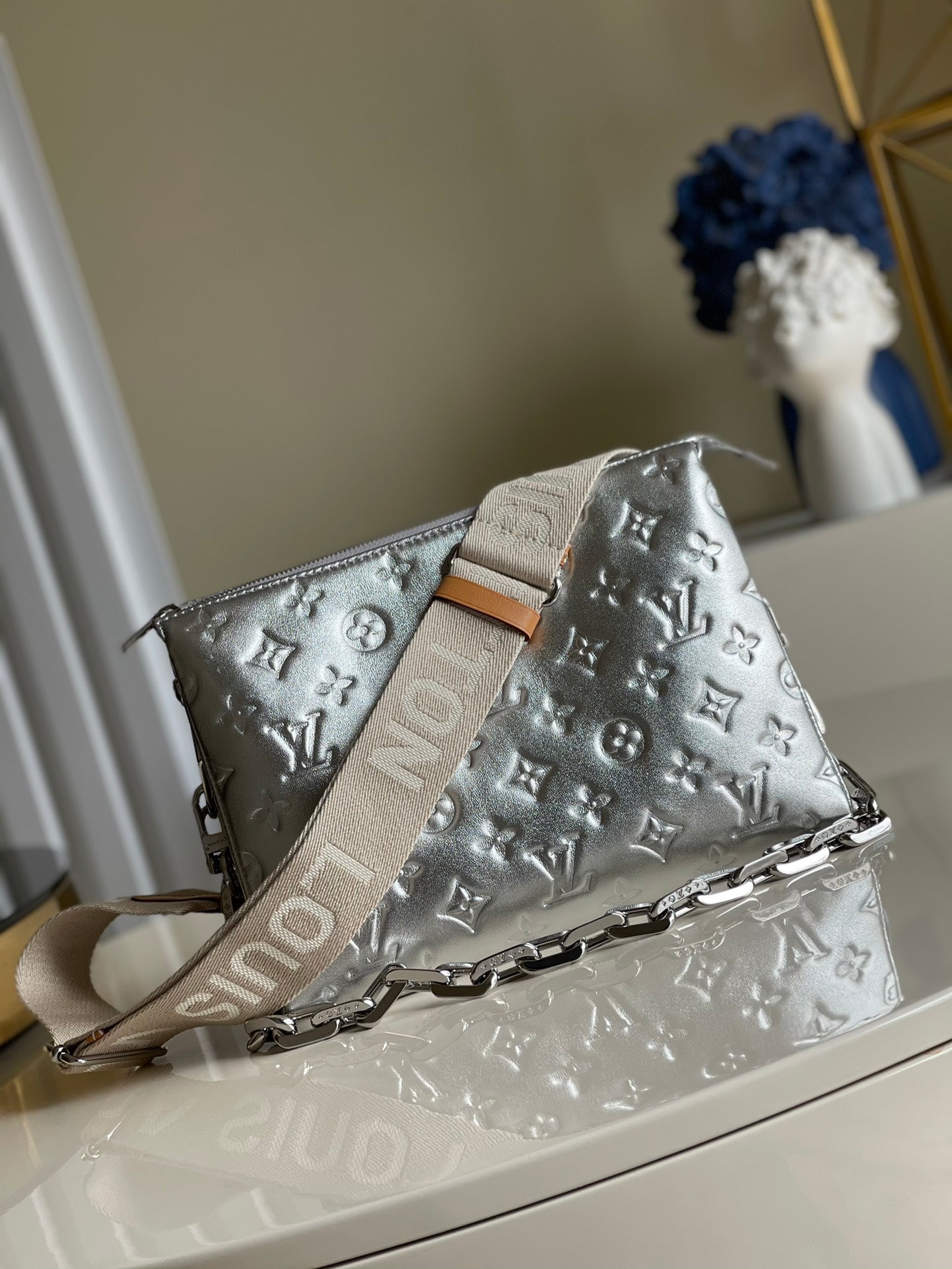 Louis Vuitton Coussin PM, MM