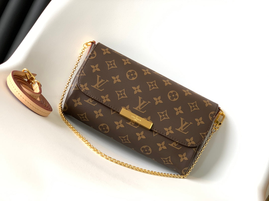 Louis Vuitton Favorite