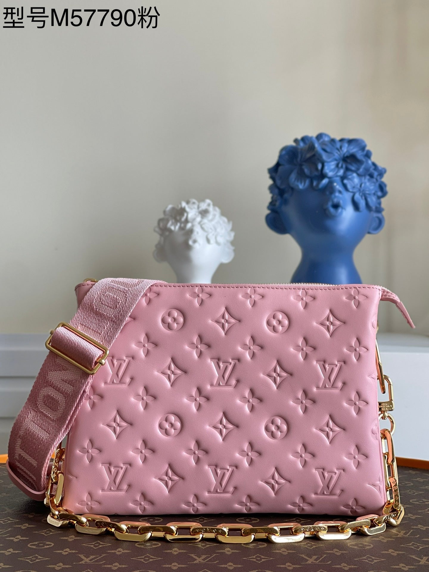 Louis Vuitton Coussin PM, MM