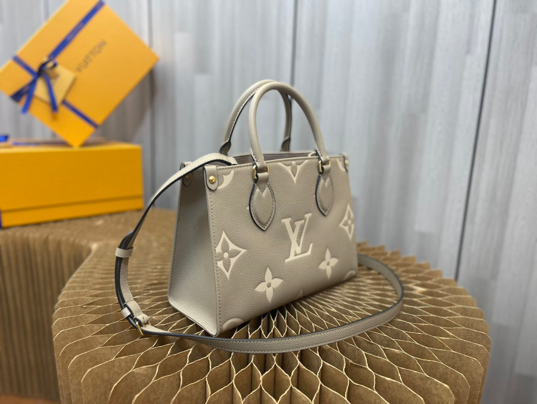 Louis Vuitton Onthego Bicolor PM, MM, GM