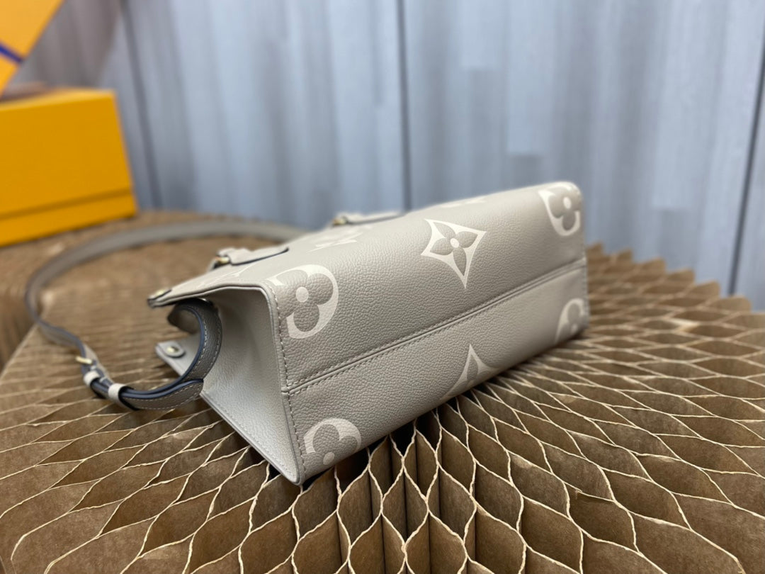 Louis Vuitton Onthego Bicolor PM, MM, GM