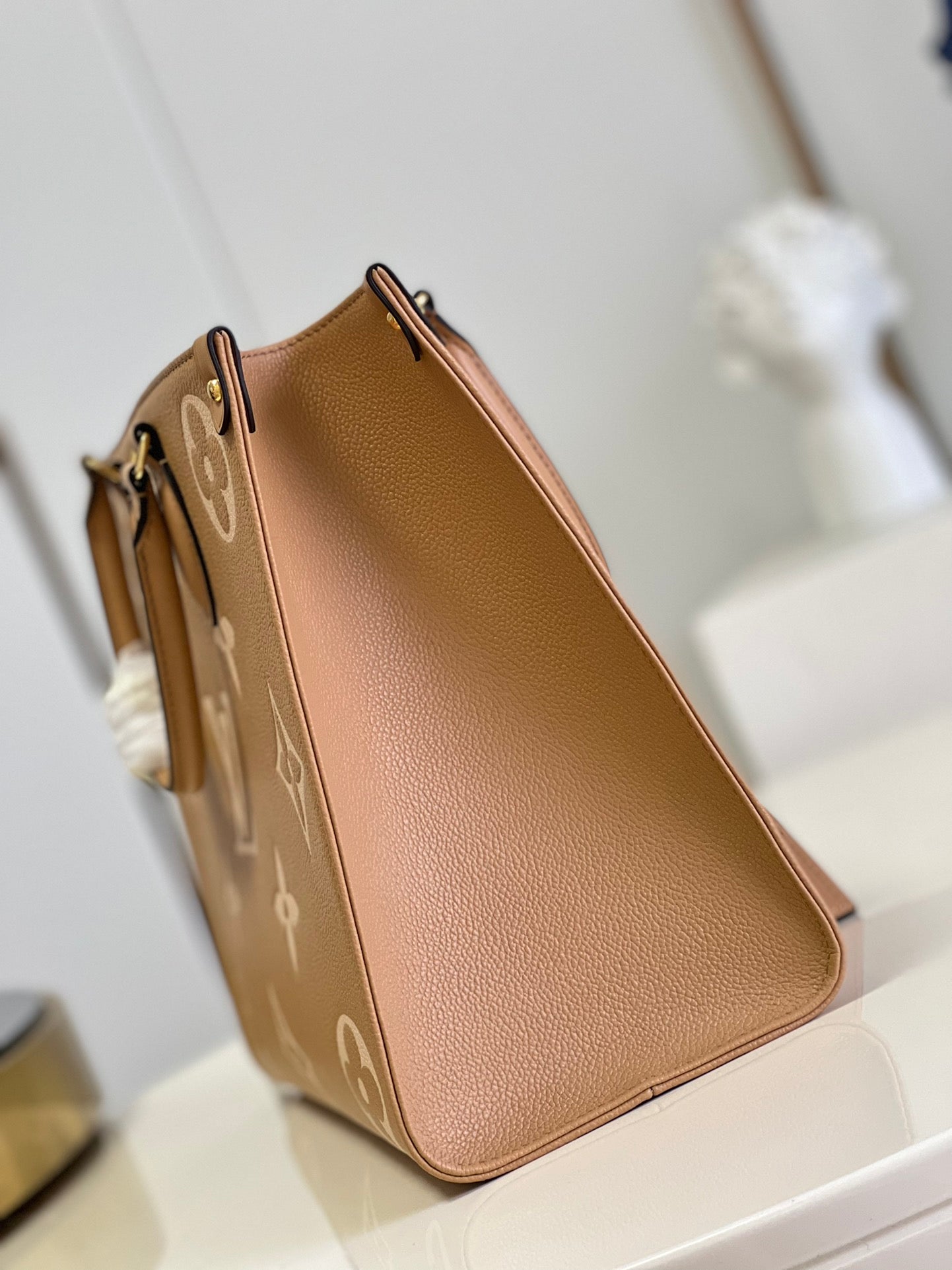 Louis Vuitton Onthego Bicolor PM, MM, GM