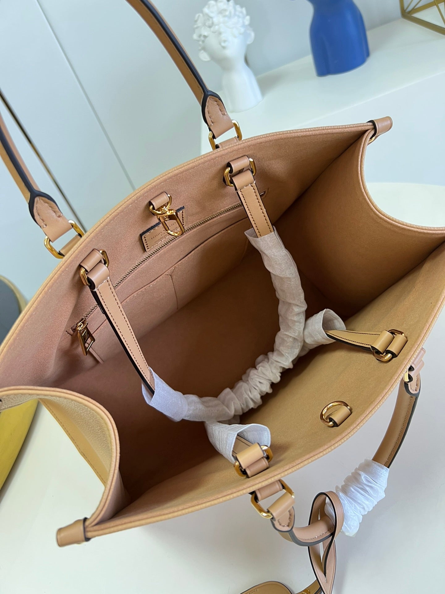 Louis Vuitton Onthego Bicolor PM, MM, GM