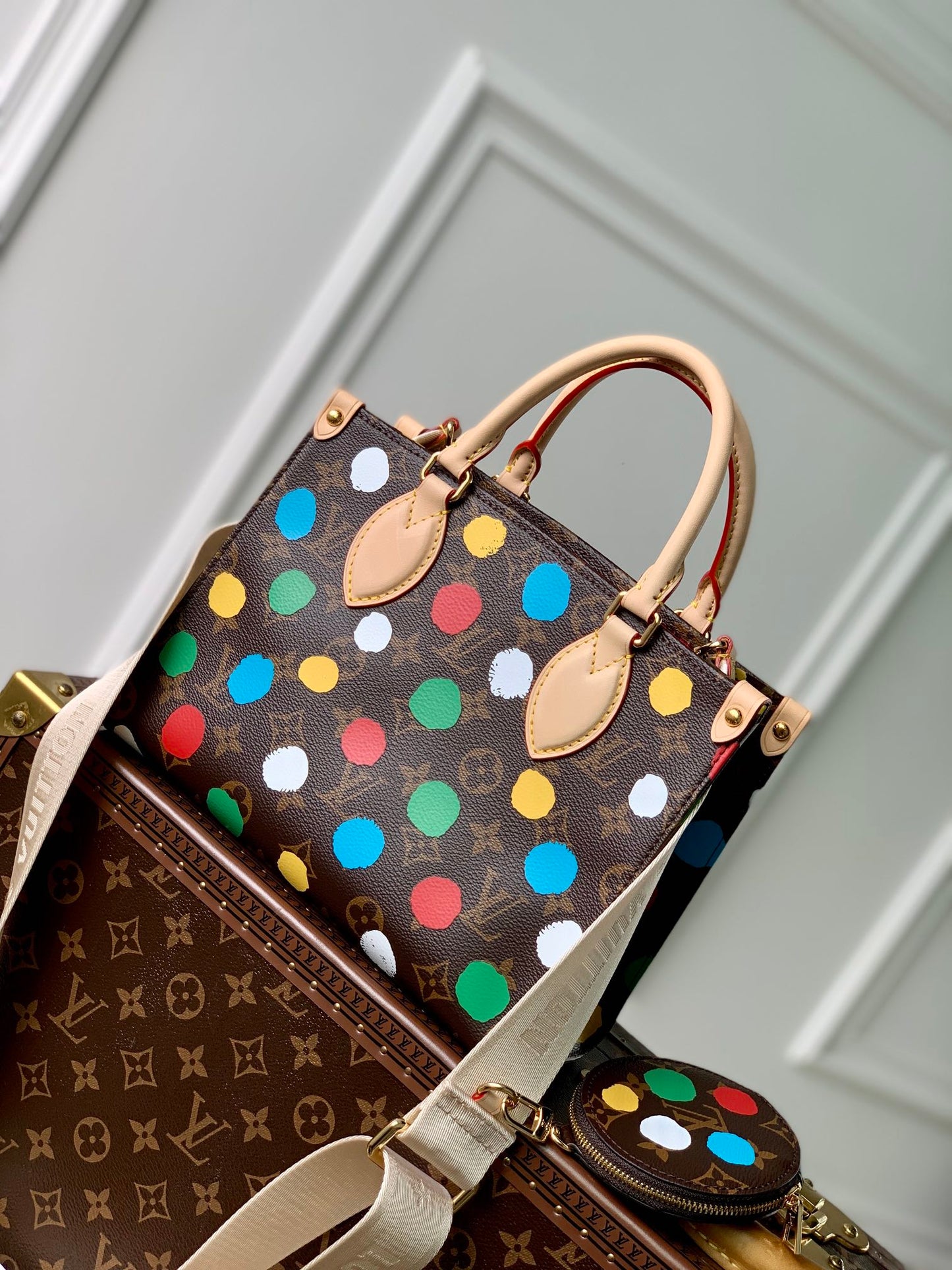Louis Vuitton Onthego x YK PM, MM Dots edition