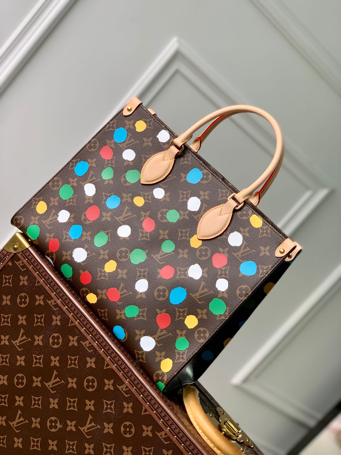 Louis Vuitton Onthego x YK PM, MM Dots edition