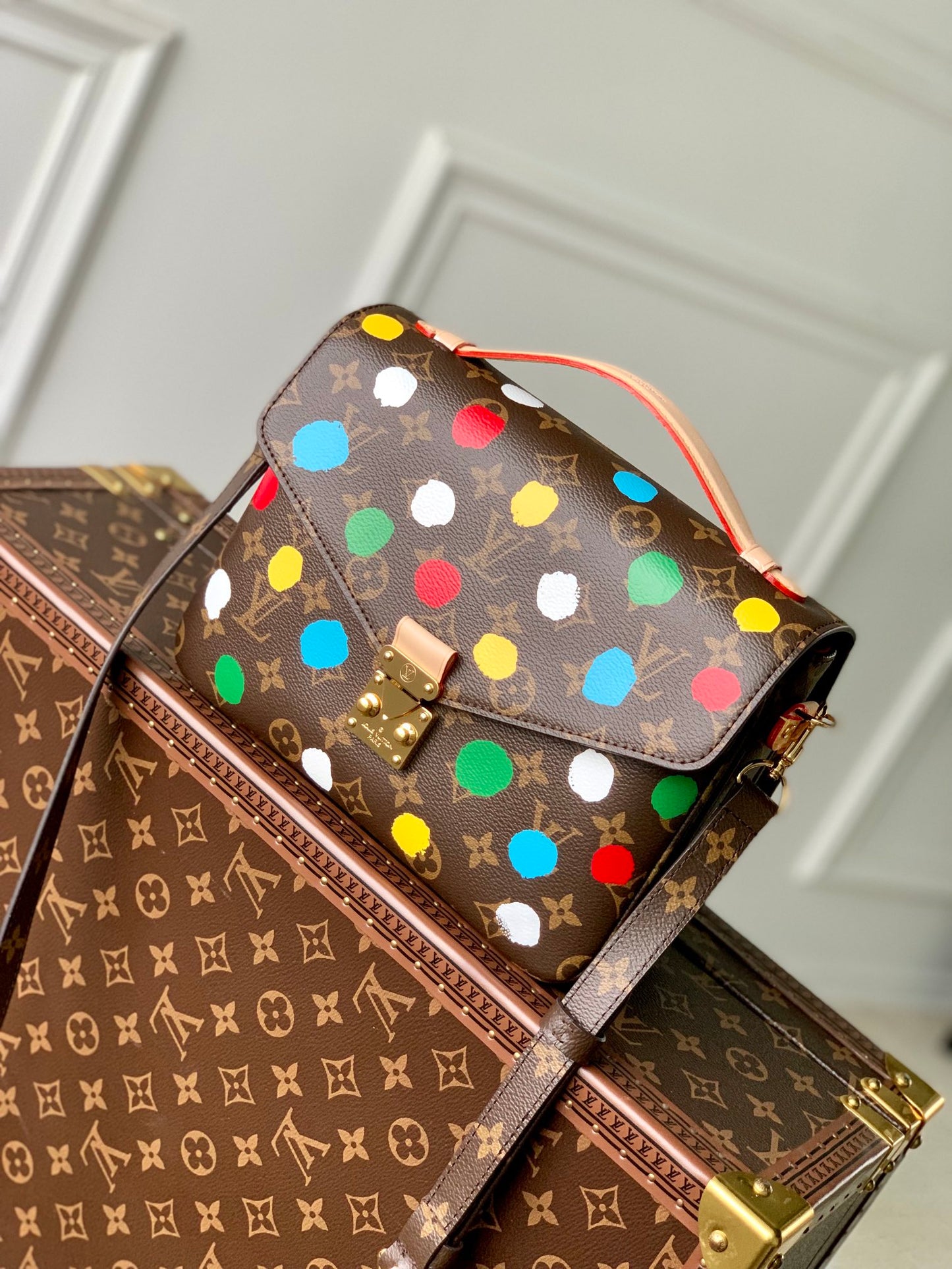 Louis Vuitton Metis x YK Dots edition