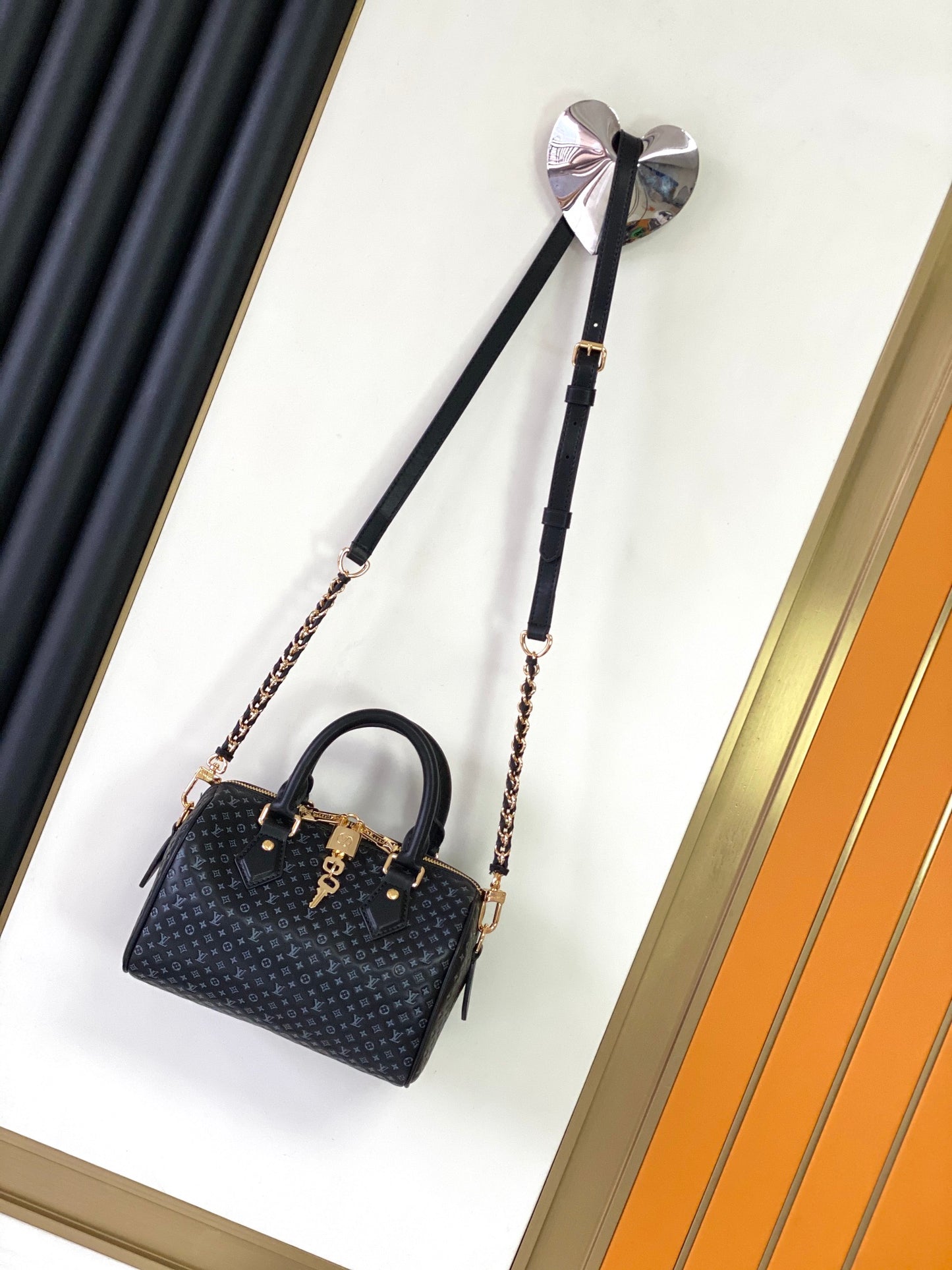 Louis Vuitton Speedy Bandoulière 20