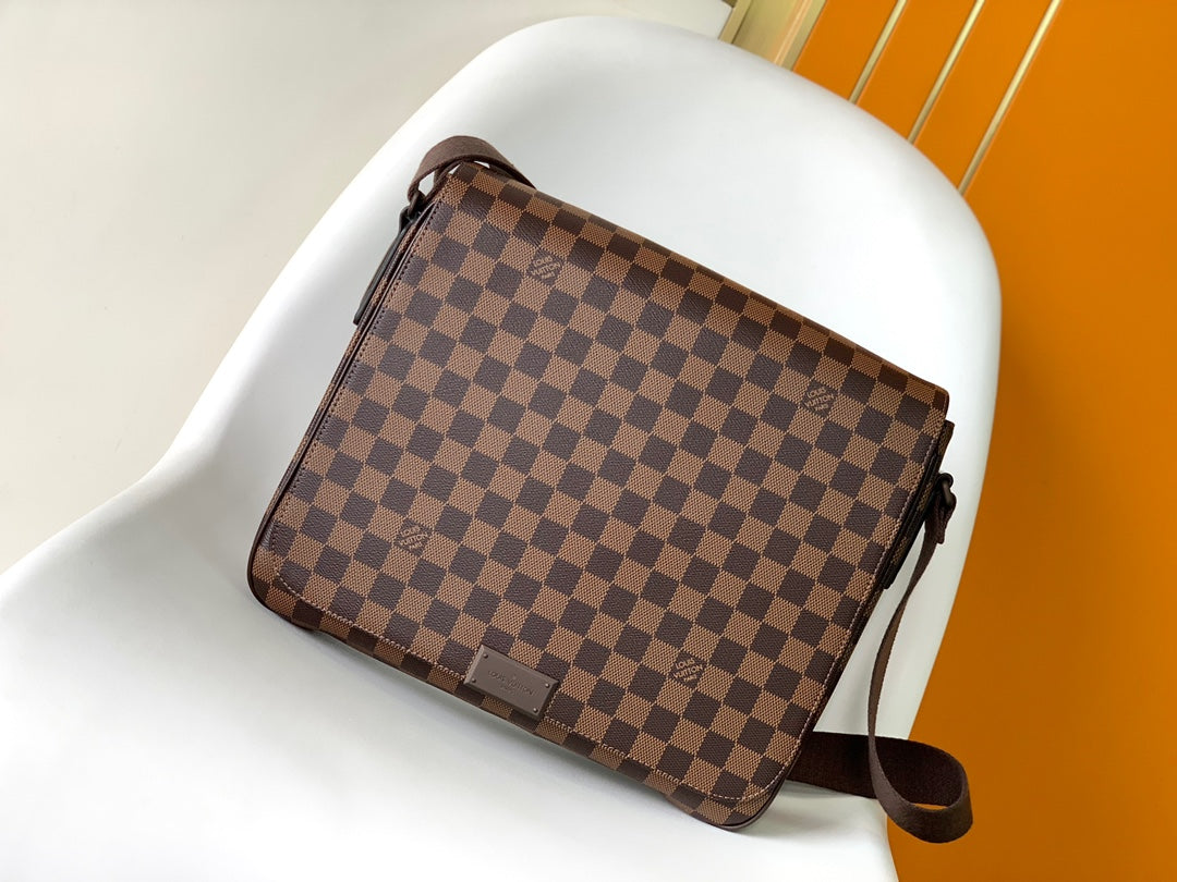 Louis Vuitton District Bag
