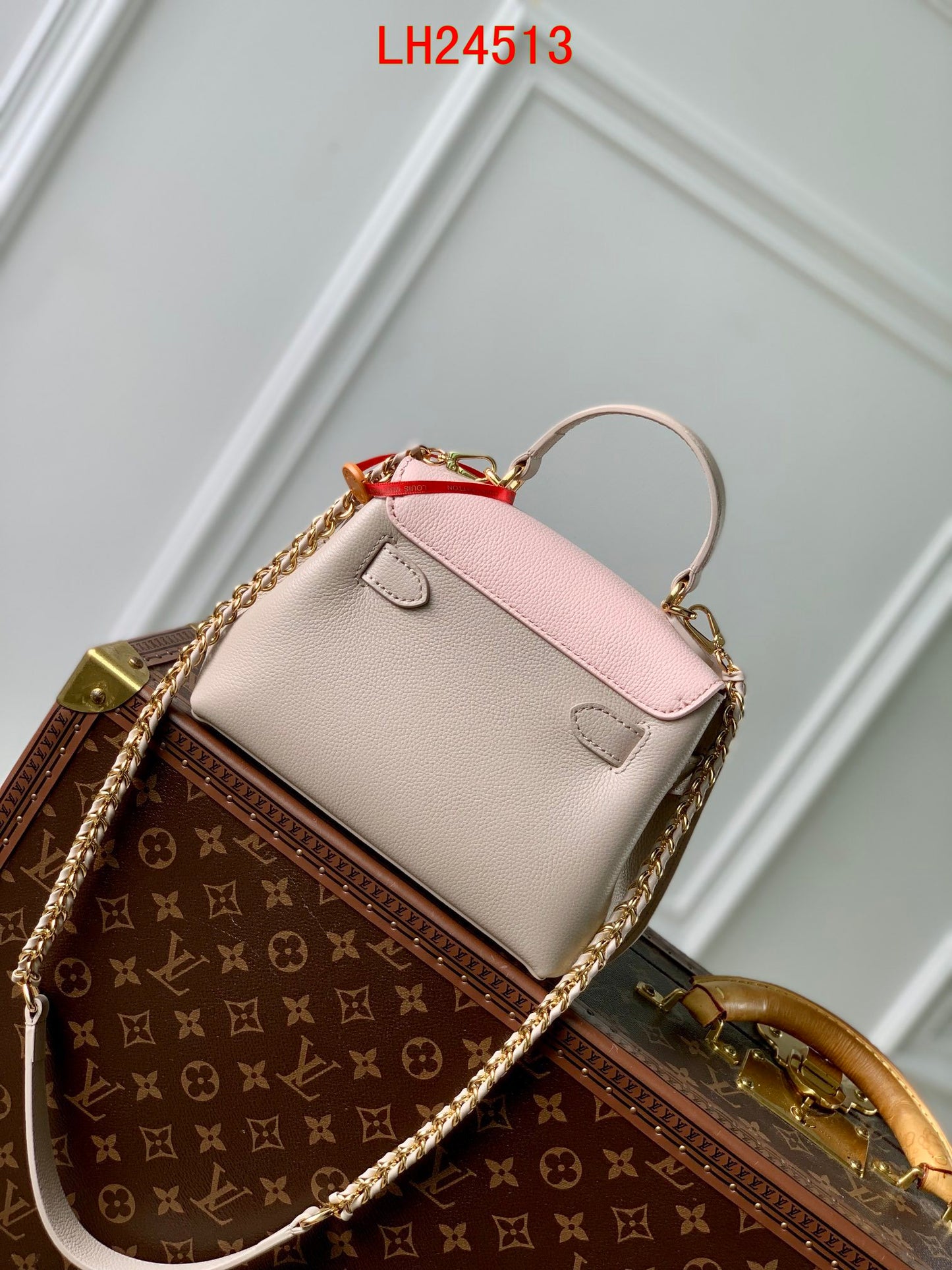 Louis Vuitton Lockme Ever