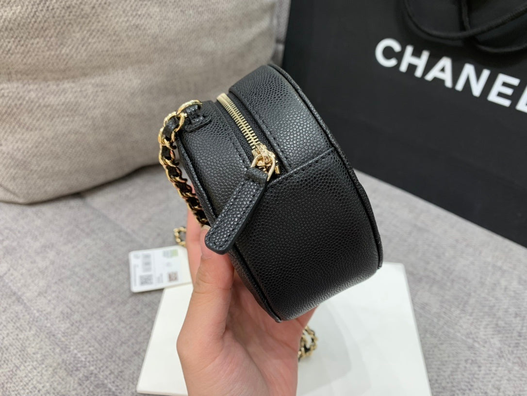 Chanel Round leather bag